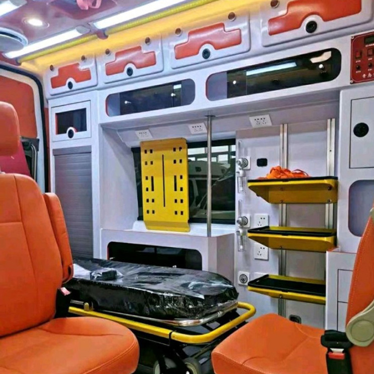 永川长途救护车护送病人租赁价格